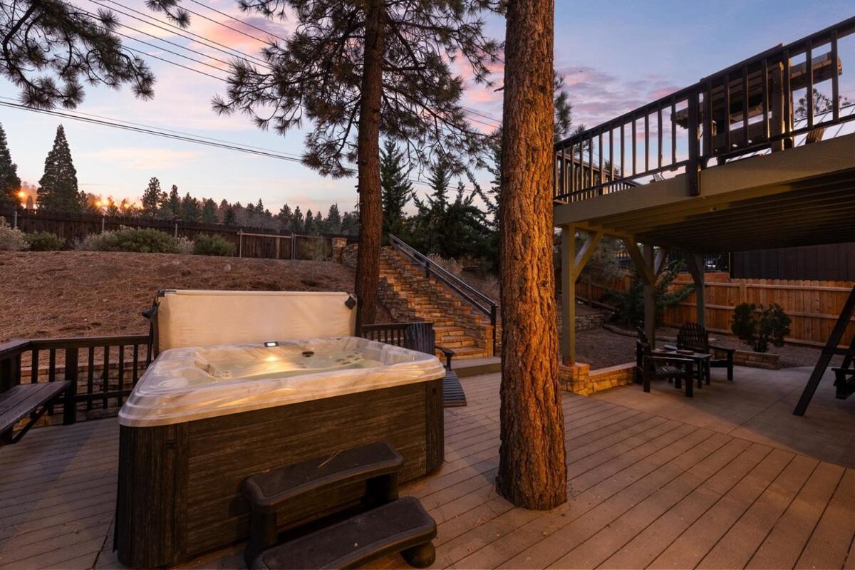 New Serenity Lodge Base Of Snow Summit Hot Tub ビッグ・ベアー・レイク エクステリア 写真